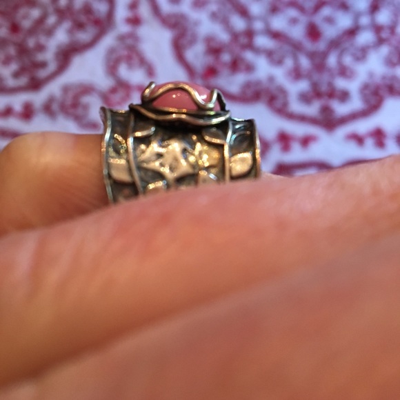 Silver ring with pink stone size 5 - Picture 5 of 7